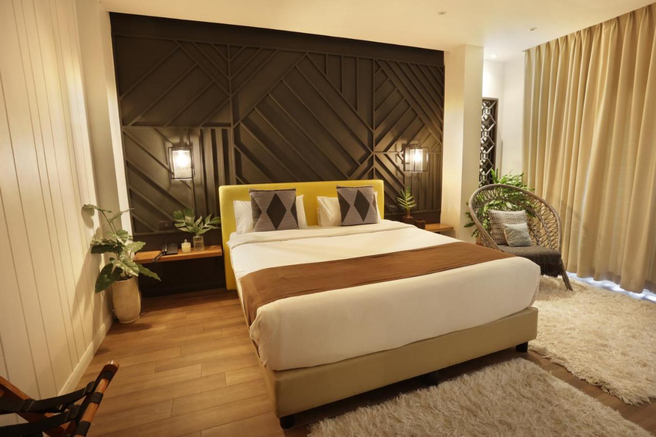The Bourke Hotel Davao City Dış mekan fotoğraf