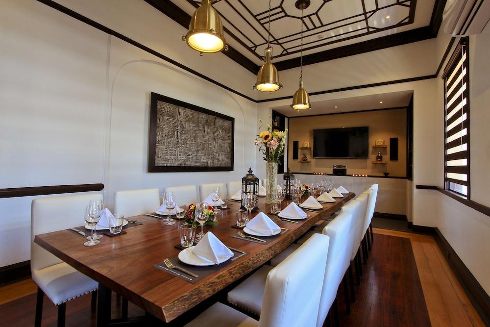 The Bourke Hotel Davao City Dış mekan fotoğraf