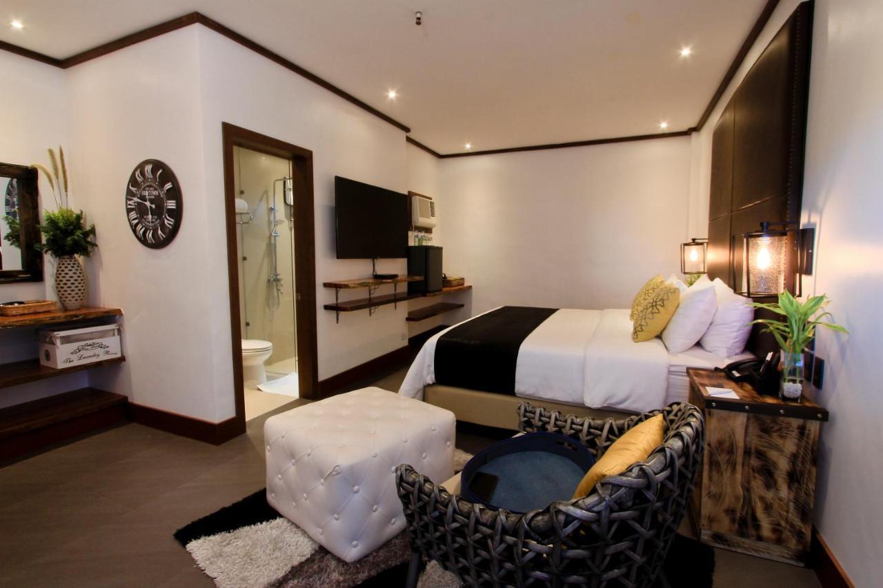 The Bourke Hotel Davao City Dış mekan fotoğraf